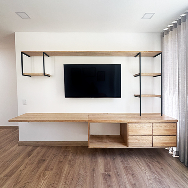 Mueble roble con escritorio