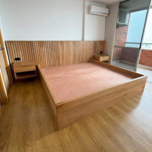 Cama 2x2 listones roble