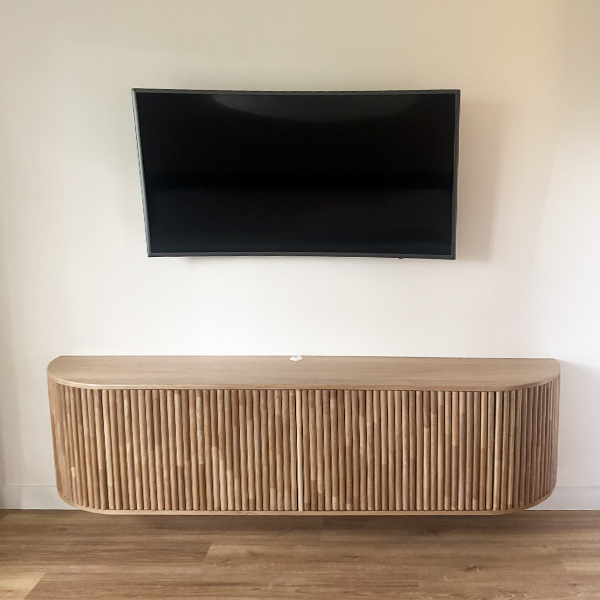 Mueble flotante curvo