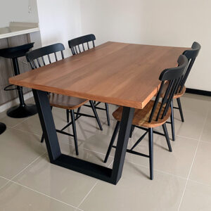 Comedor negro