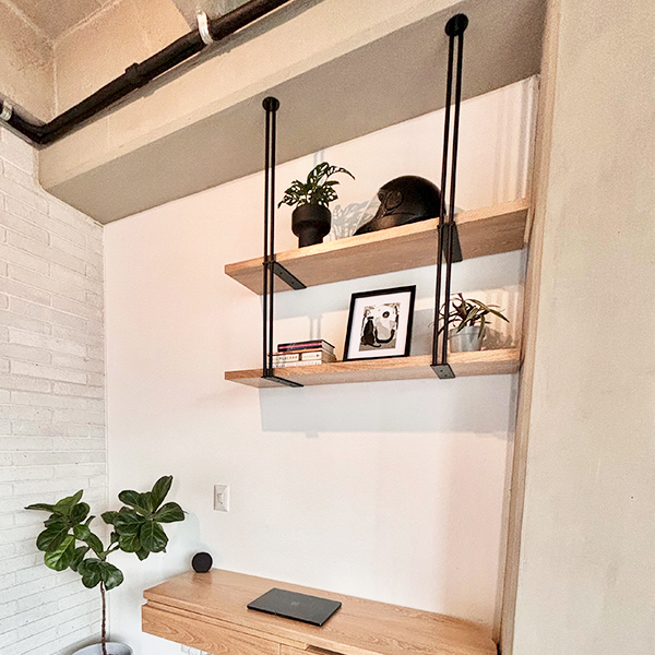 Repisa pequeña descolgada