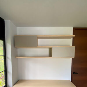 Repisa biblioteca taupe